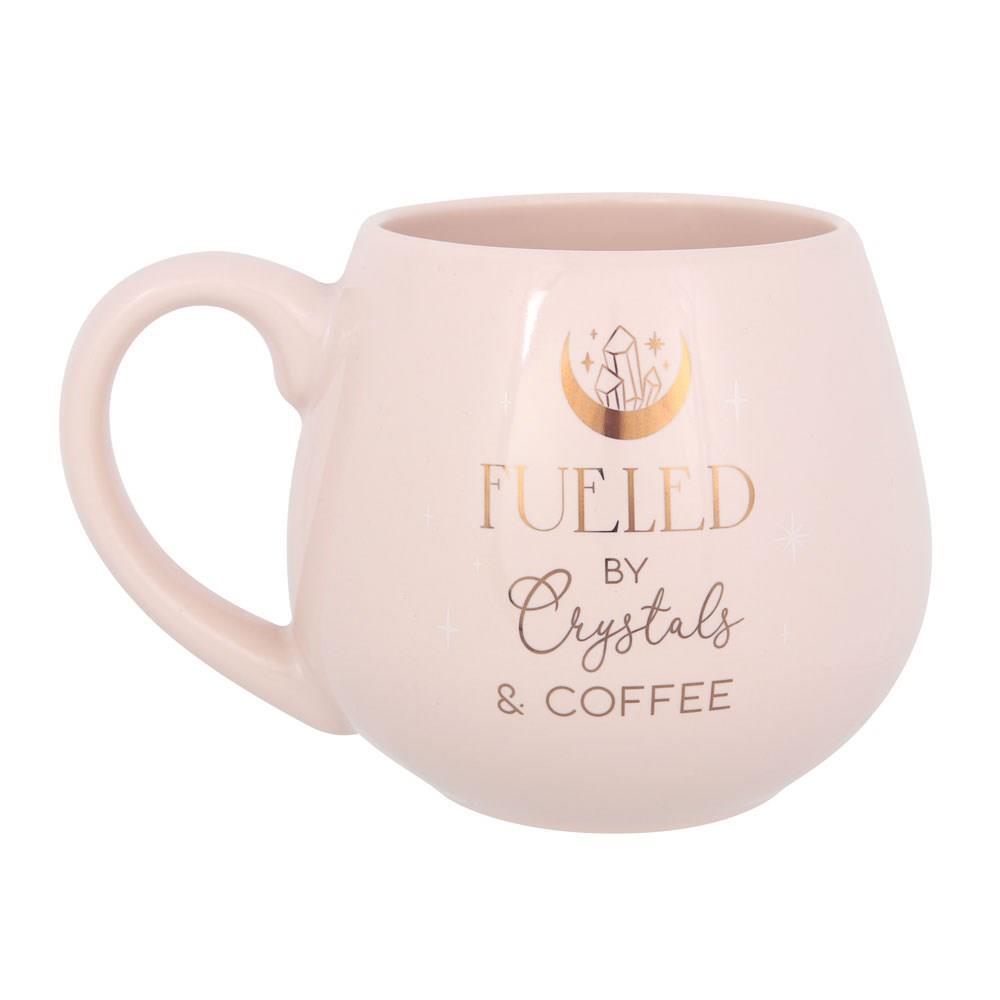 Tasse "Fueled by Crystals & Coffee"